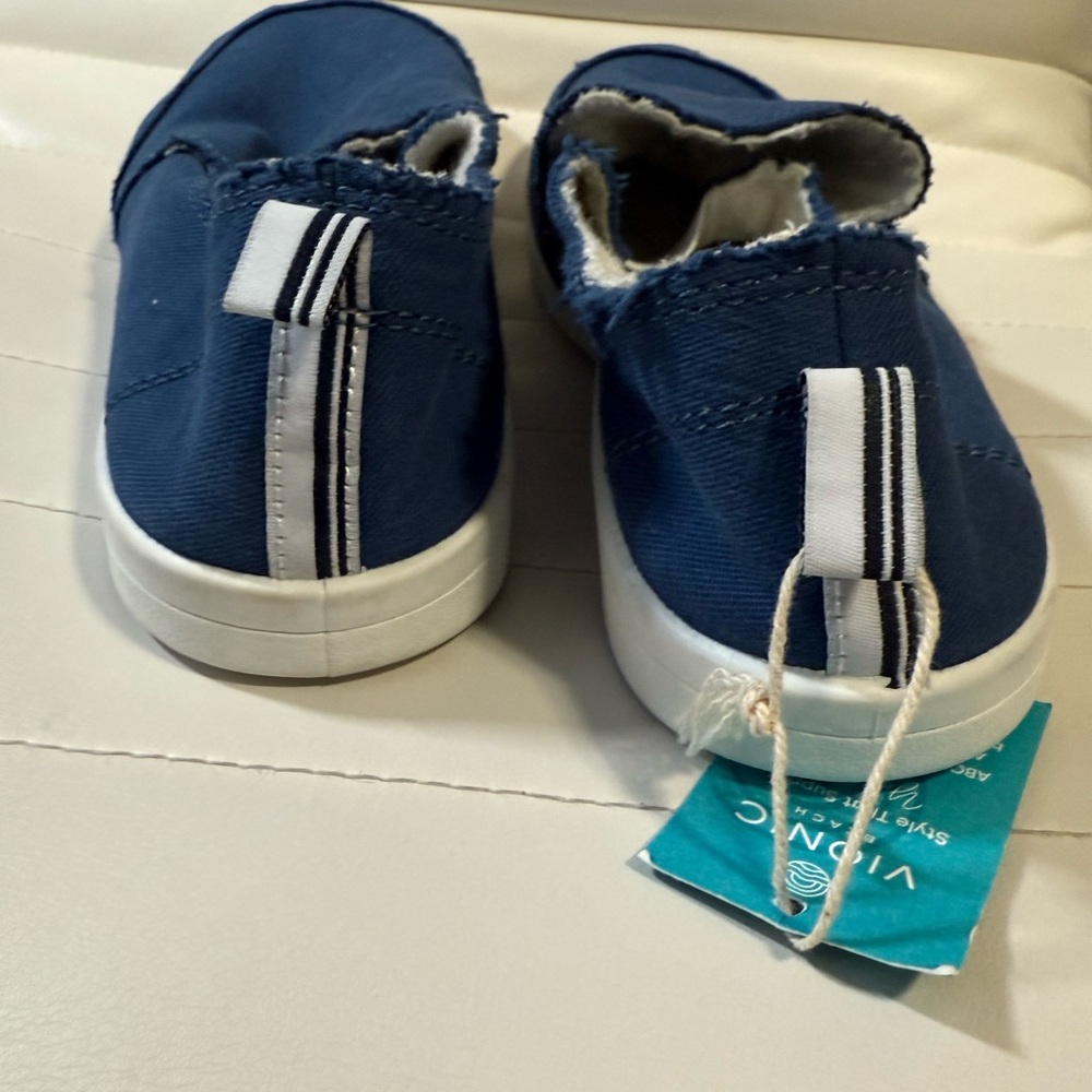 Vionic Beach Navy Malibu Blue Women Sneakers - Picture 5 of 11